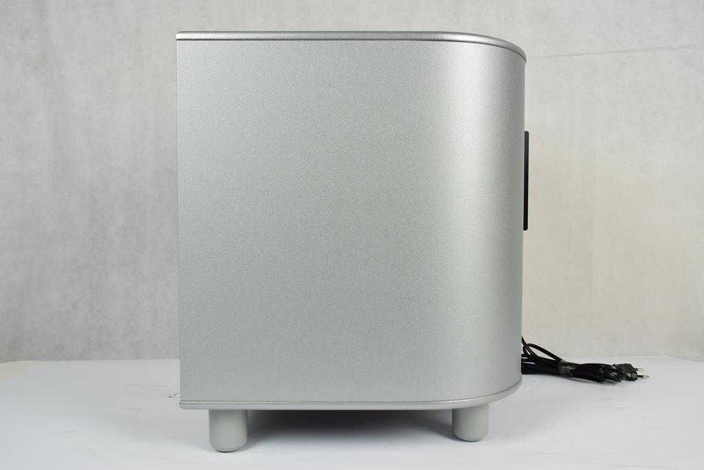 Subwoofer Infinity TSS 500/230 w bdb stanie.