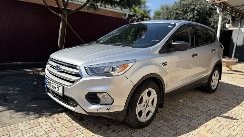 Ford escape 18 год
