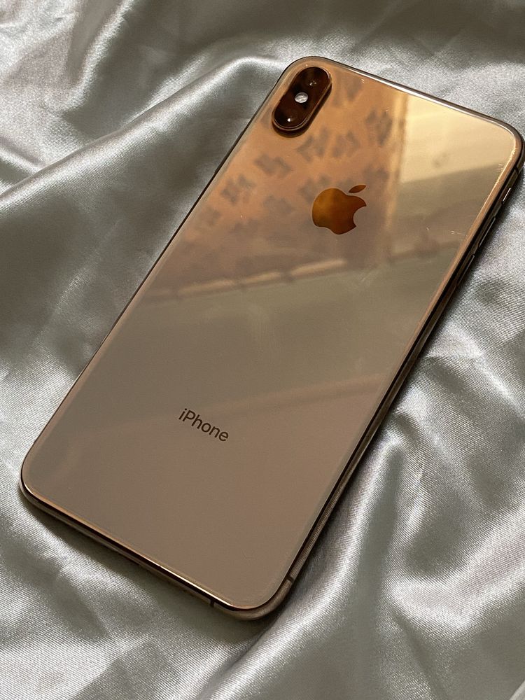 iPhone XS Max 10