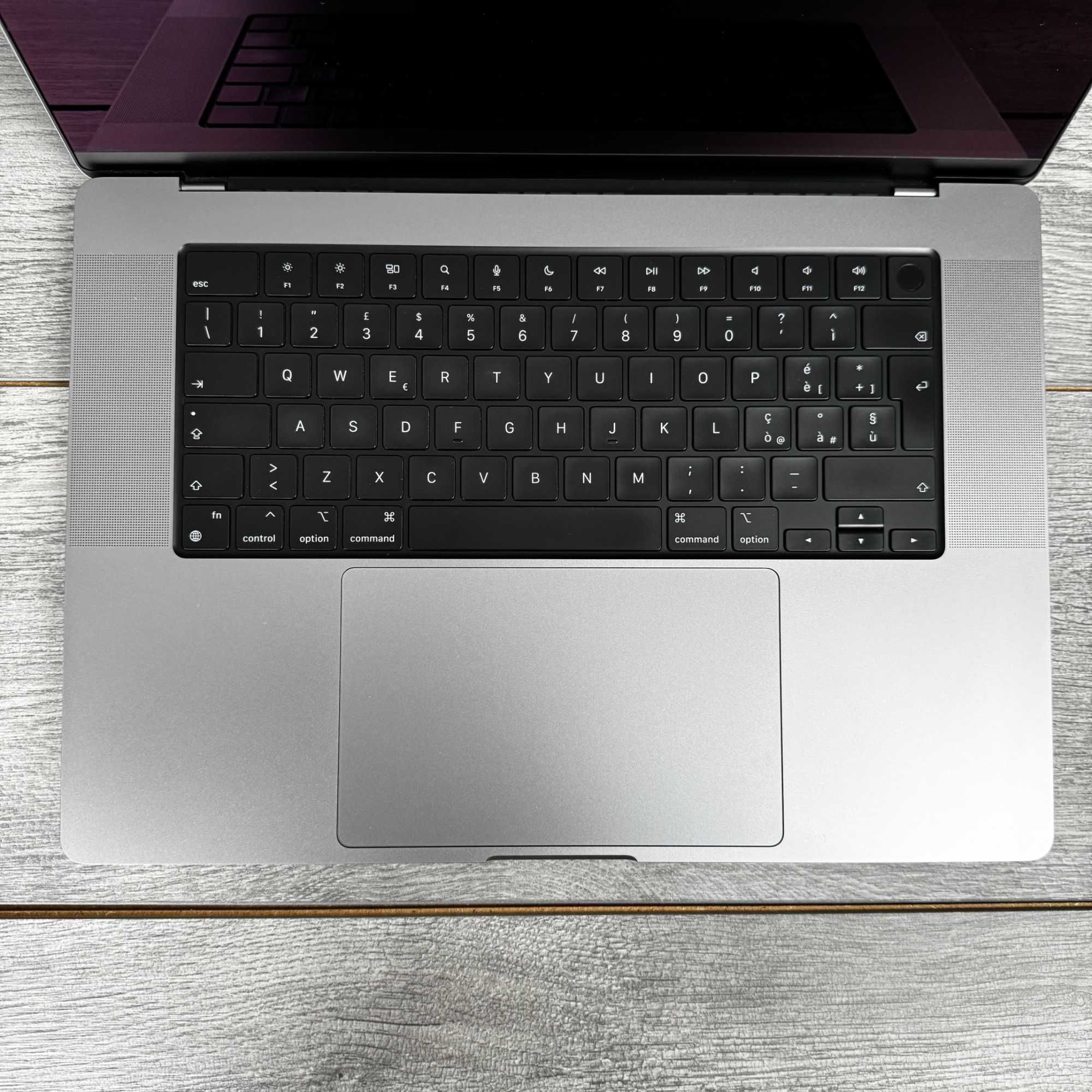 Ноутбук Apple MacBook Pro 16 2021 | M1 Pro | 32Gb | 512Gb SSD | 16 GPU