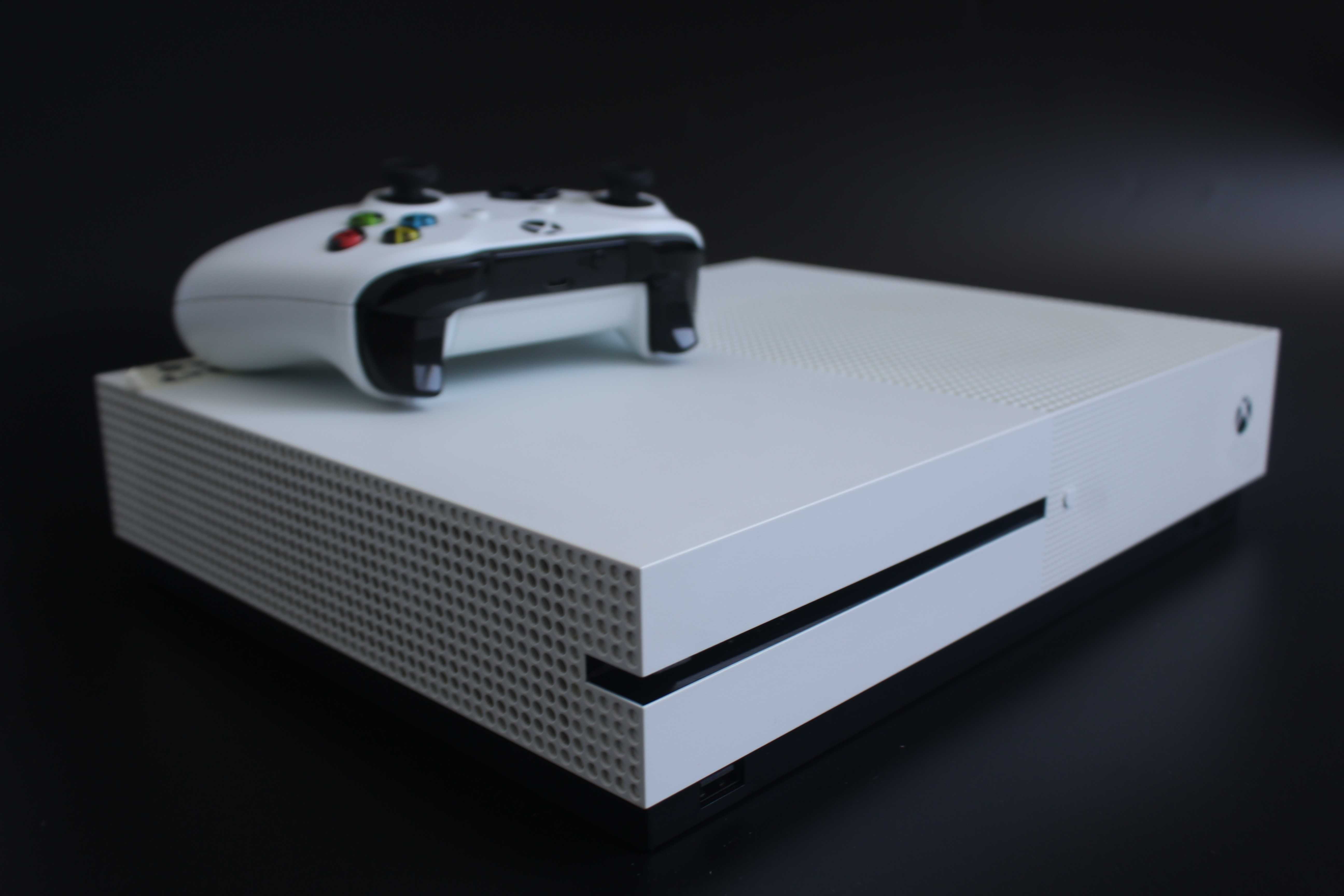 Xbox One S 500GB + геймпад, приставка, консоль, Гарантія.