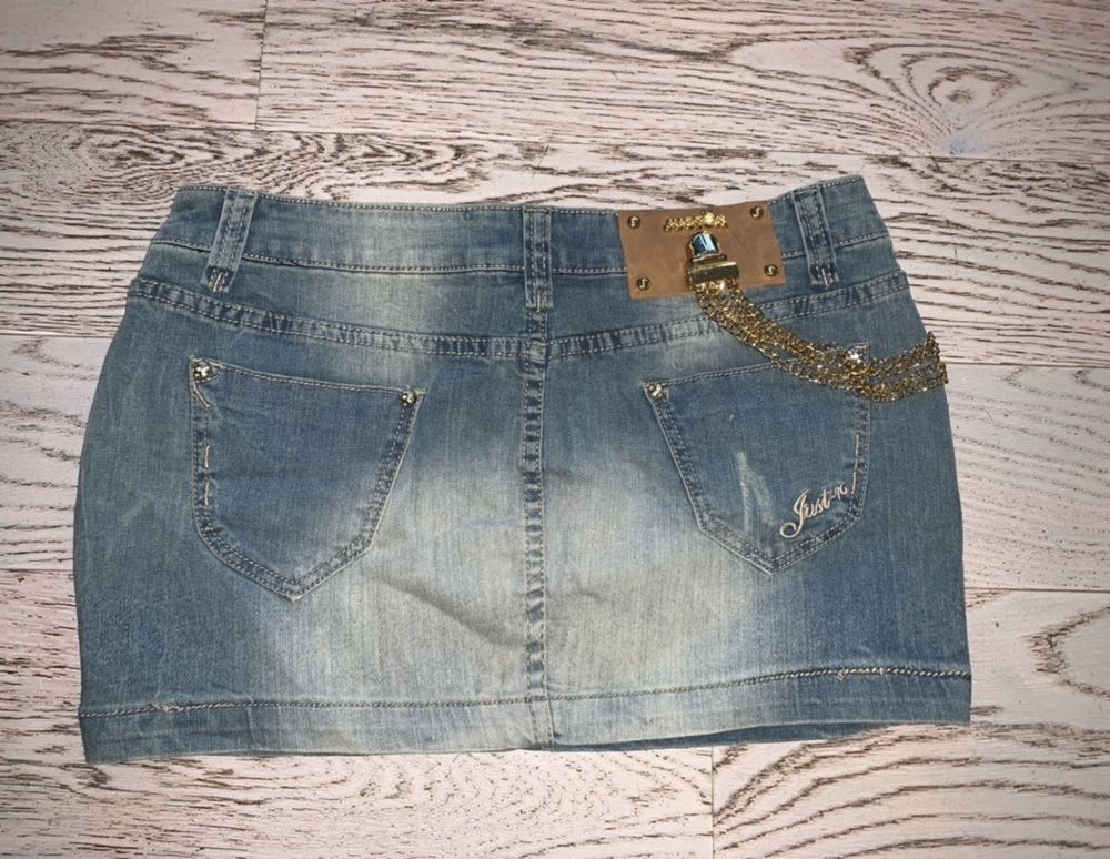 Justor włoska spódniczka jeansowa mini biodrówka złote łańcuchy Zara