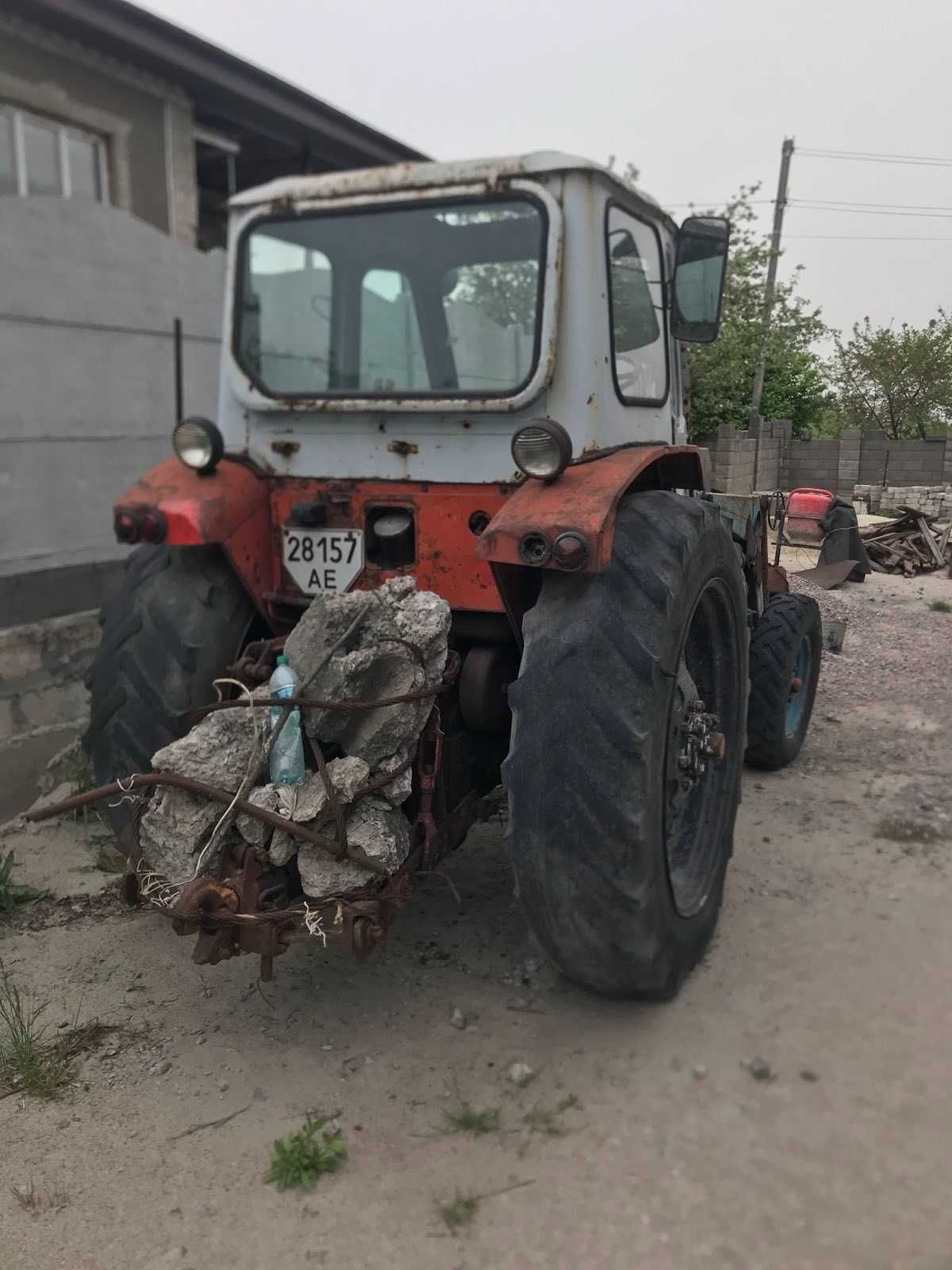 Трактор   ЮМЗ - 6