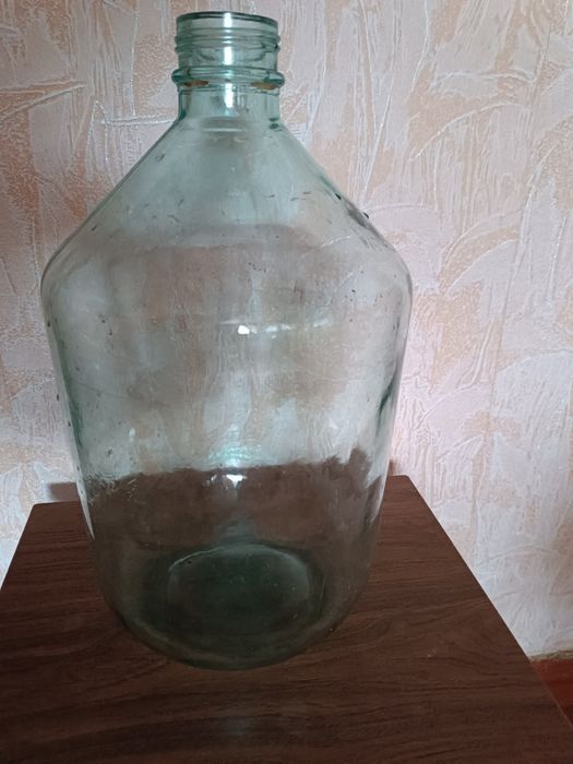 Бутыль 12 л стеклянный.