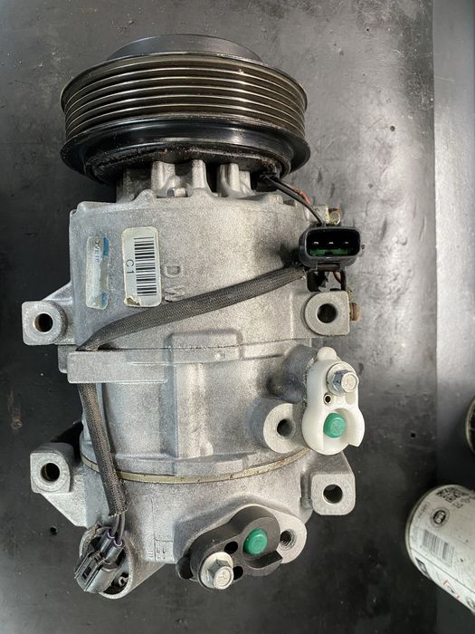 Компрессор кондиционера Kia Sportage Hyundai Tucson ix35 2.0-2.4