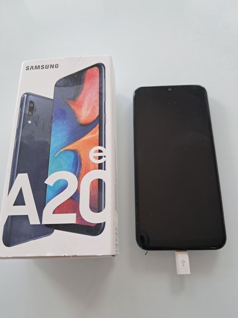Telefon komórkowy Samsung A20
