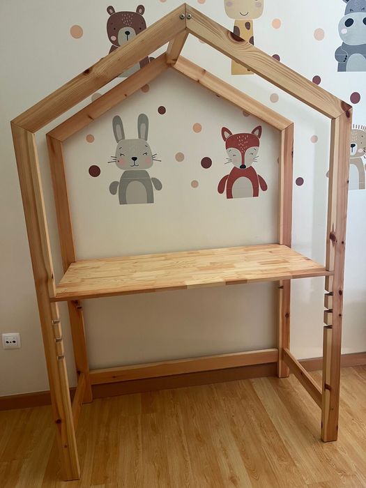 Secretaria Infantil - Altura ajustavel