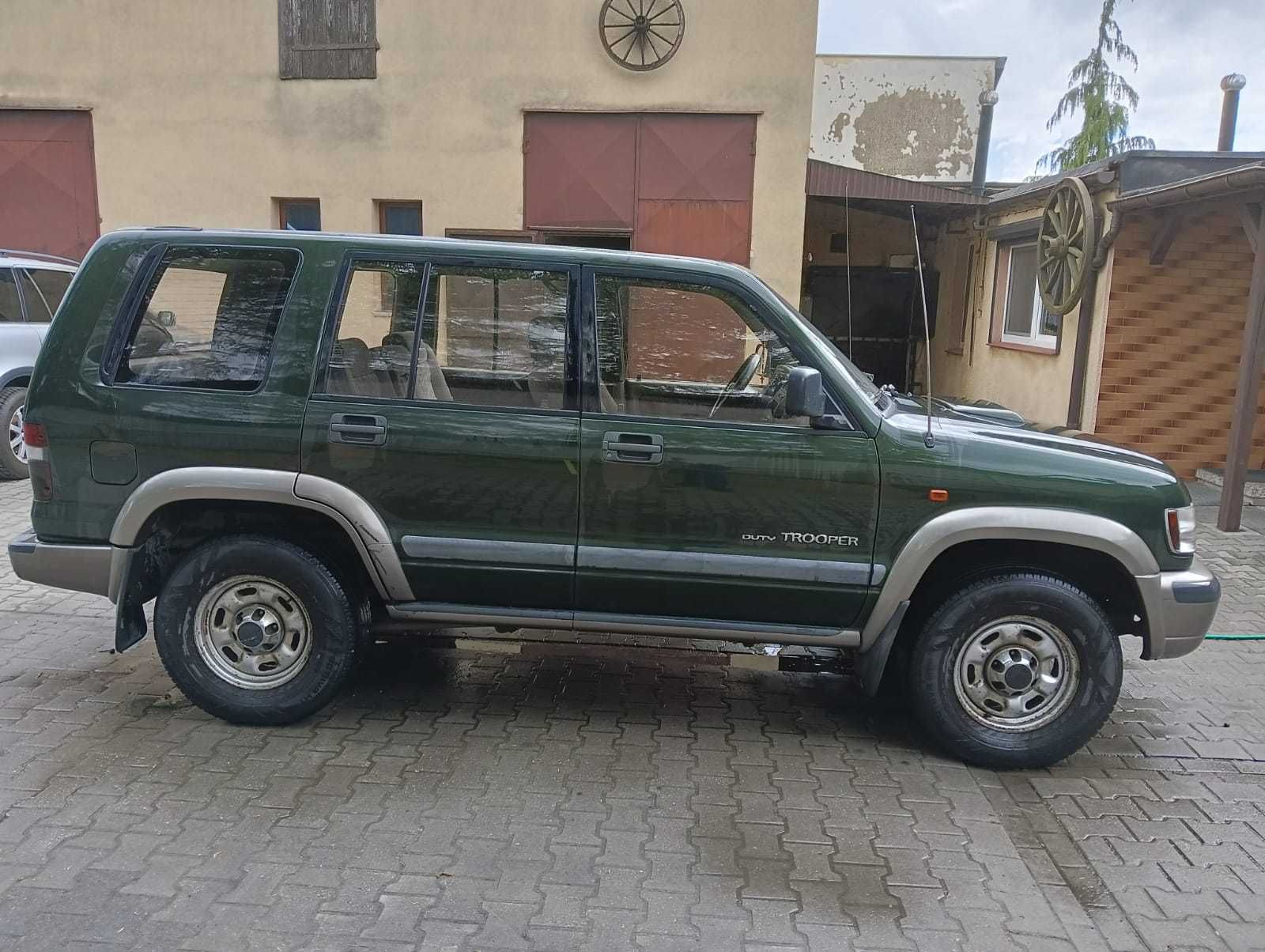 Isuzu Trooper 2001