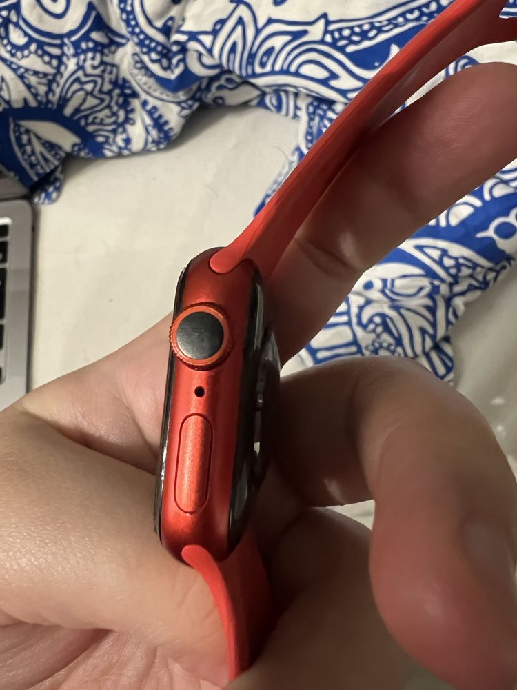 Apple watch 6 red edition