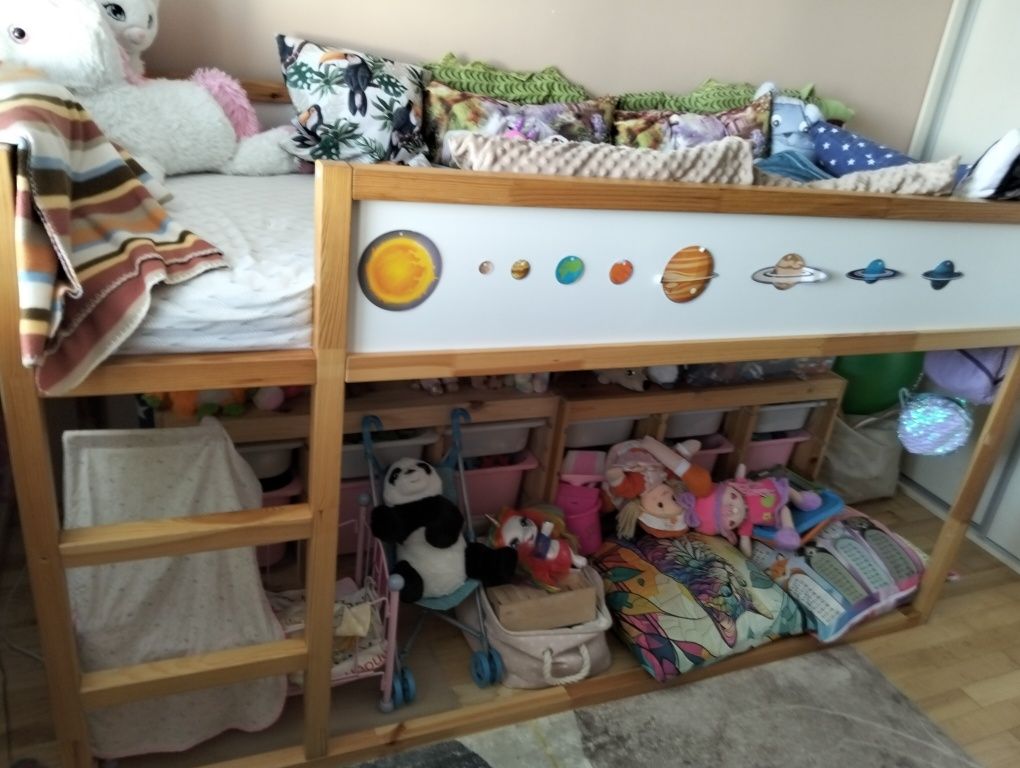 Łóżko dwustronne KURA Ikea 90x200cm
Dwustronne łóżko, biały/sosna, 90x
