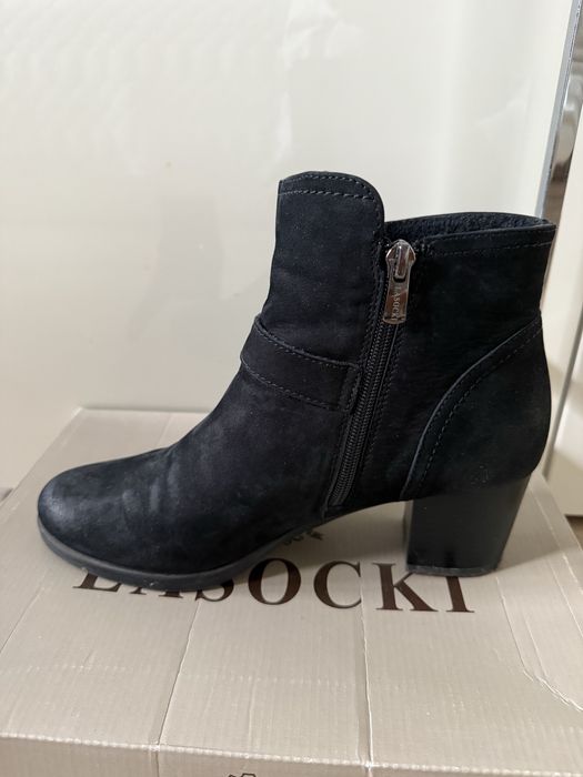 Zamszowe botki Lasocki