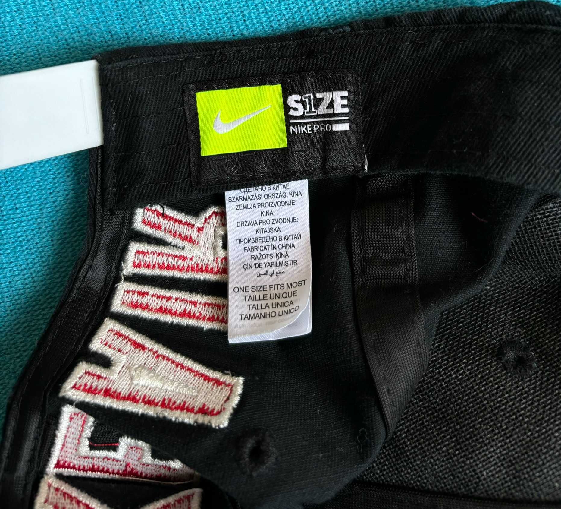 Czapka z daszkiem Nike Air roz. uniwersalny