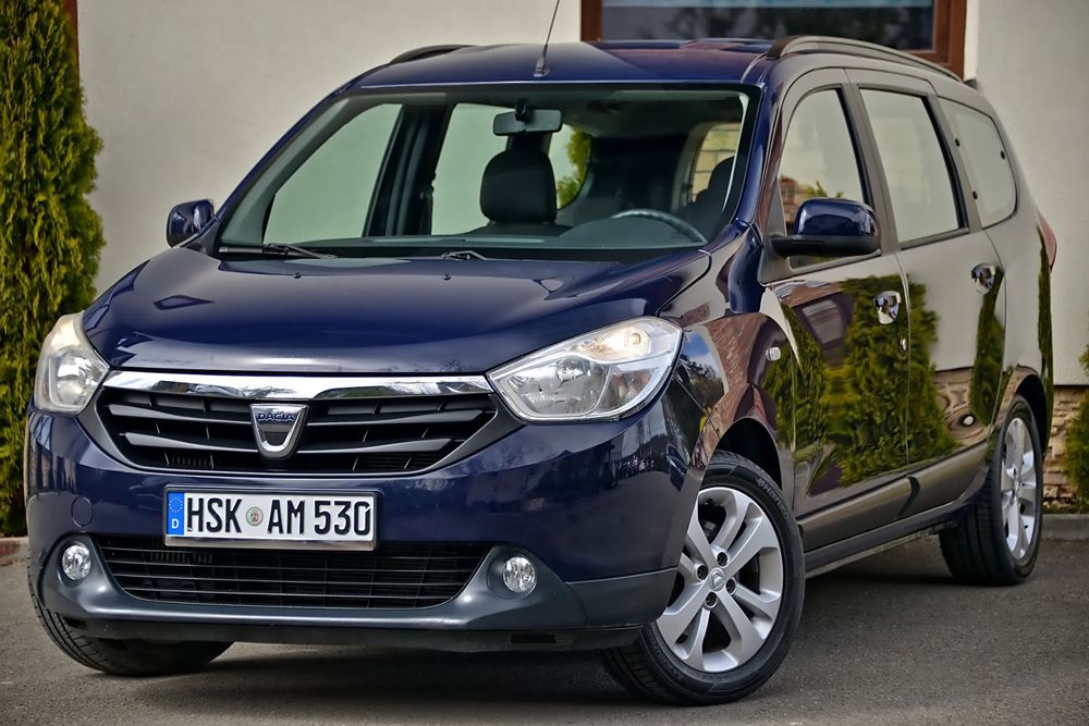 Dacia Lodgy 1.2 115KM Klima NAVI Grzane Fotele PDC Tempomat 7 FOTELI Hak WARTO!