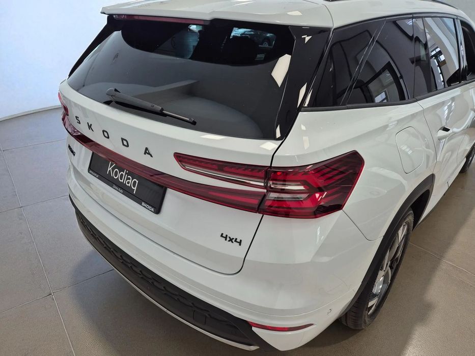 Skoda Kodiaq Rabat: -17 650 PLN hak/p.asystentów/radio13/p.winter/p.Convenience