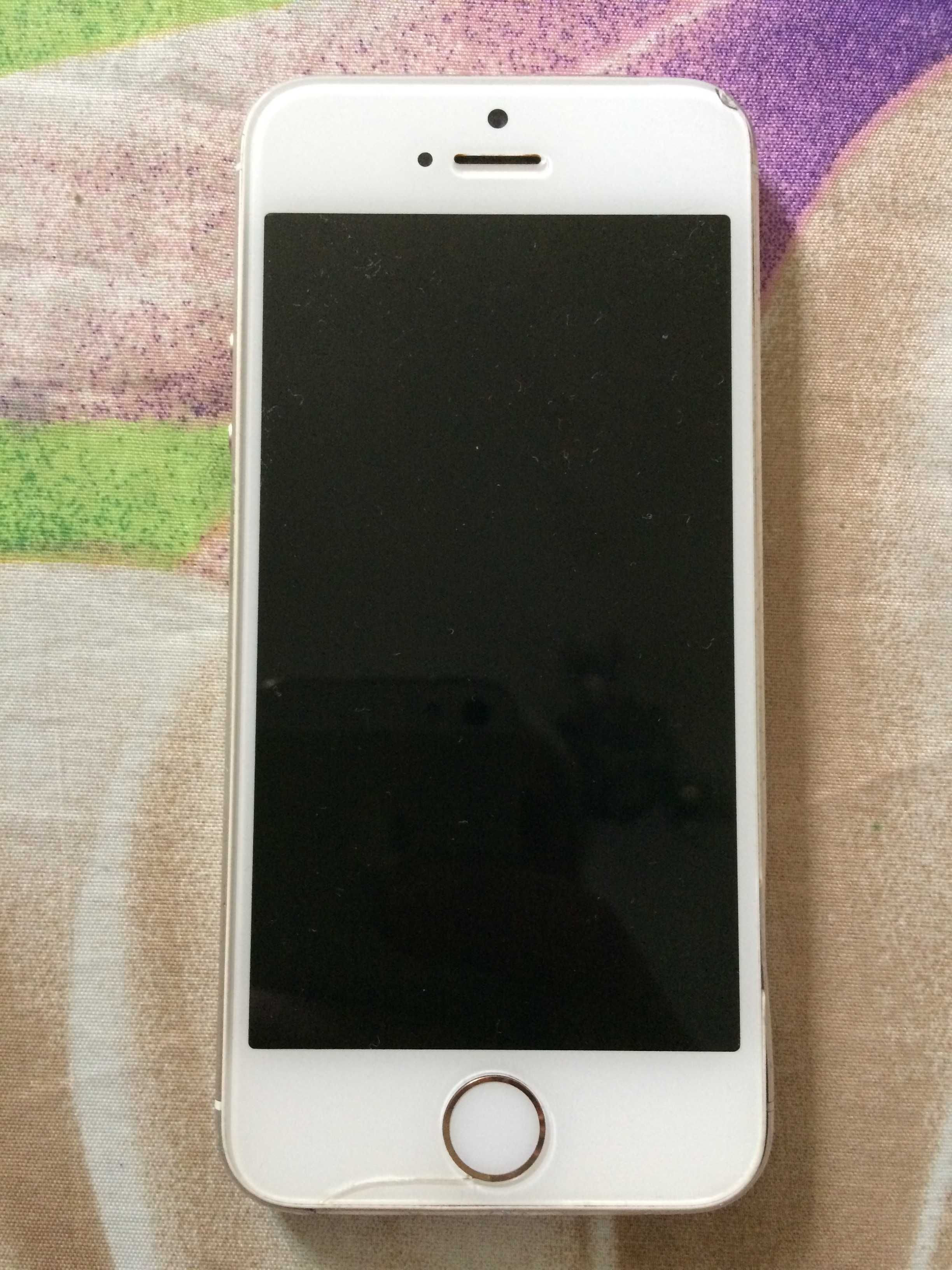 Iphone 5s на  восстановление или разбор