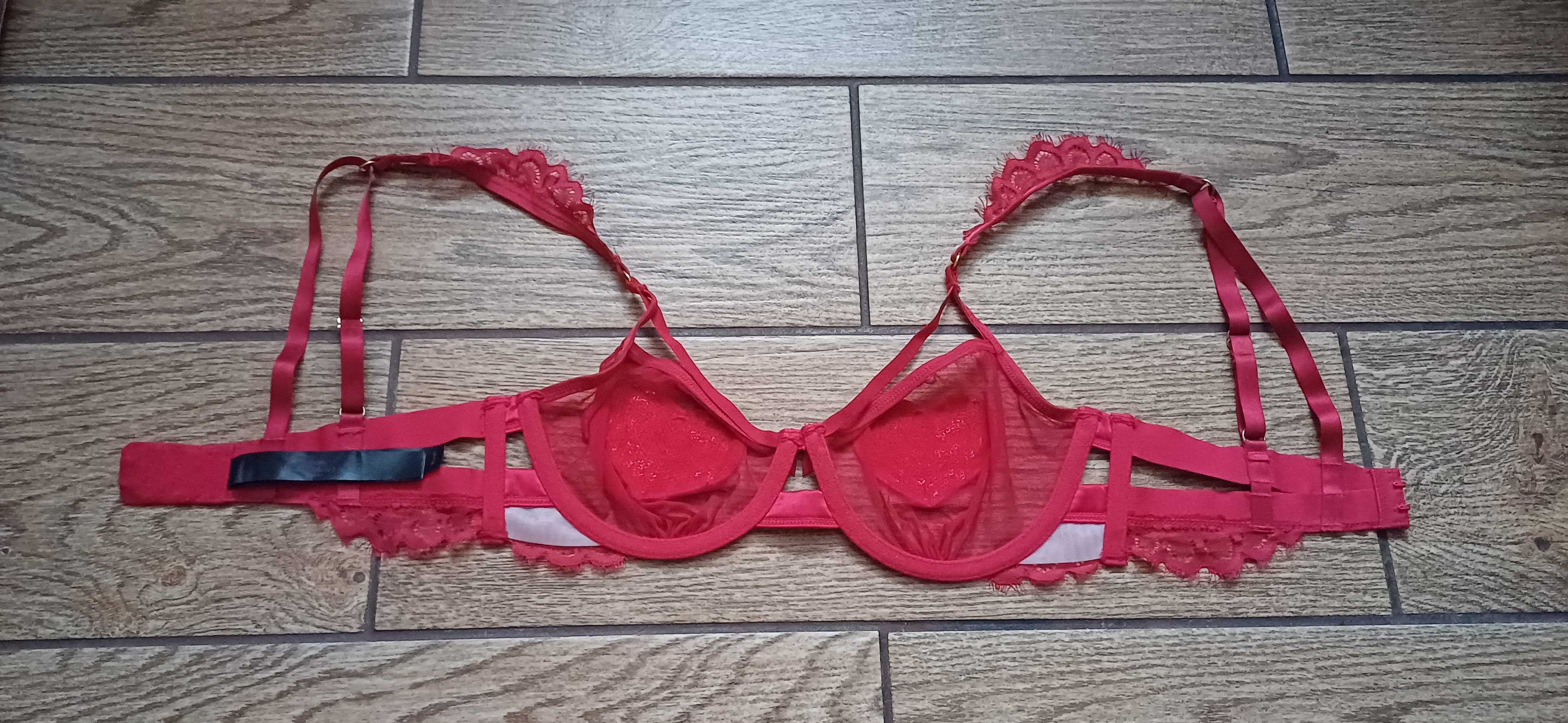 Czerwony biustonosz Private Collection by Hunkemöller w r. 70 C