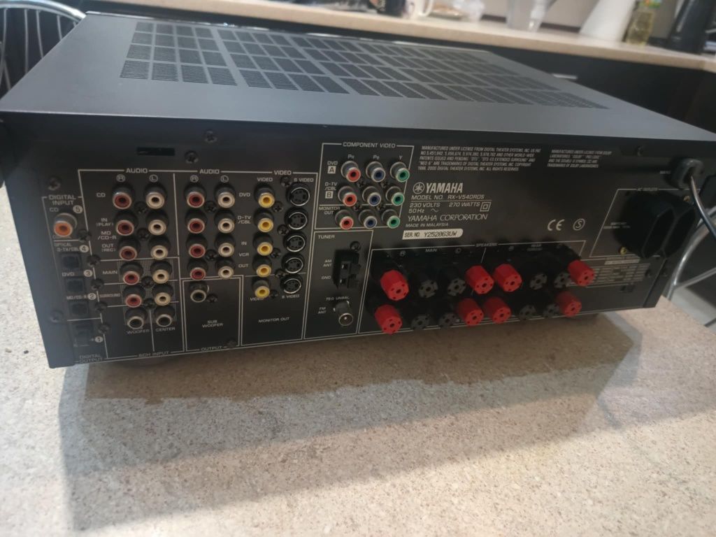 Amplituner kina domowego Yamaha RX-V540RDS