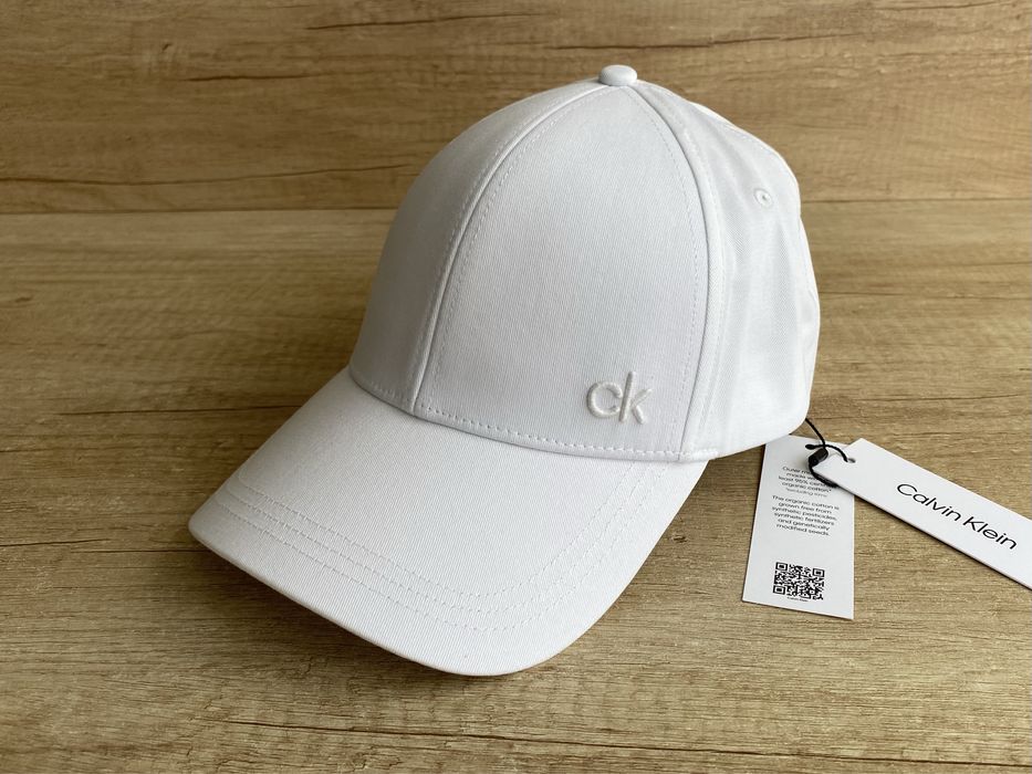 Оригинальная кепка Calvin Klein