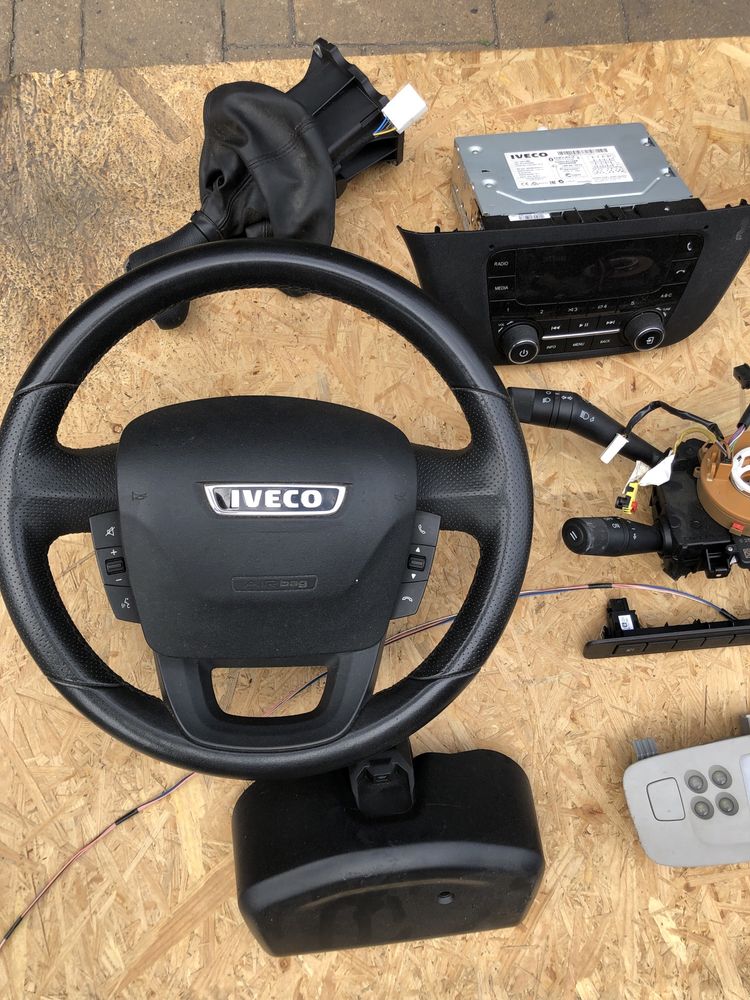 Kierownica airbag tempomat radio kamery wybierak Iveco Daily 2014-