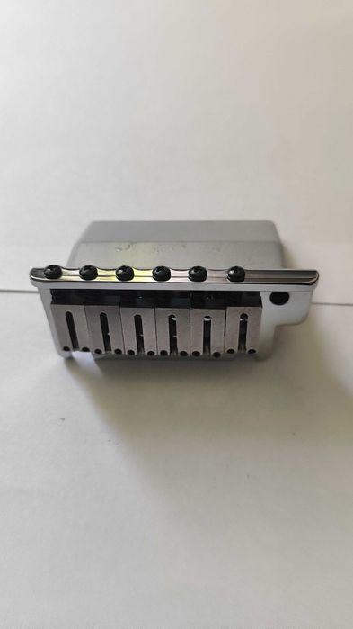 mostek tremolo Fender ST American standard Leworęczny