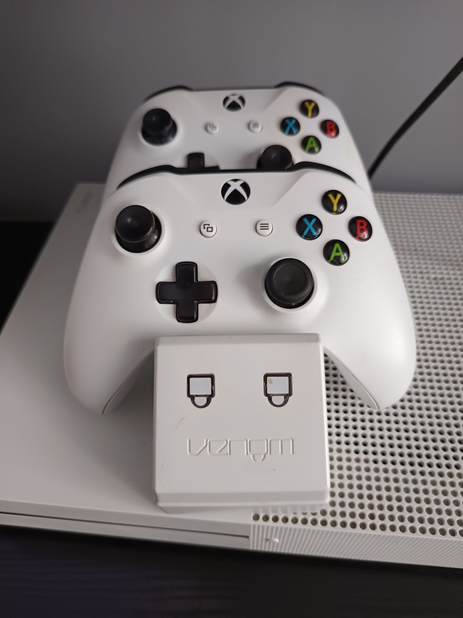 Konsola xbox one S 1T
