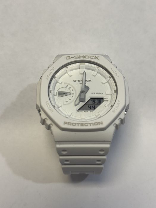 Zegarek Casio G-Shock GA-2100-7A7ER biały