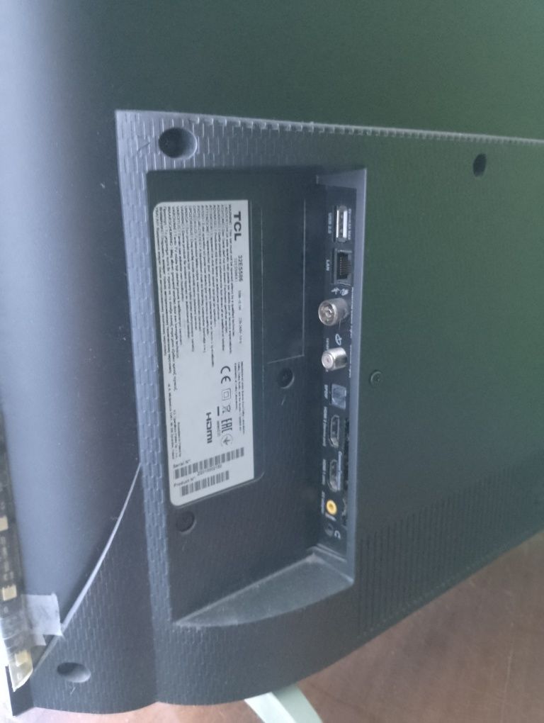 Telewizor TCL 36"