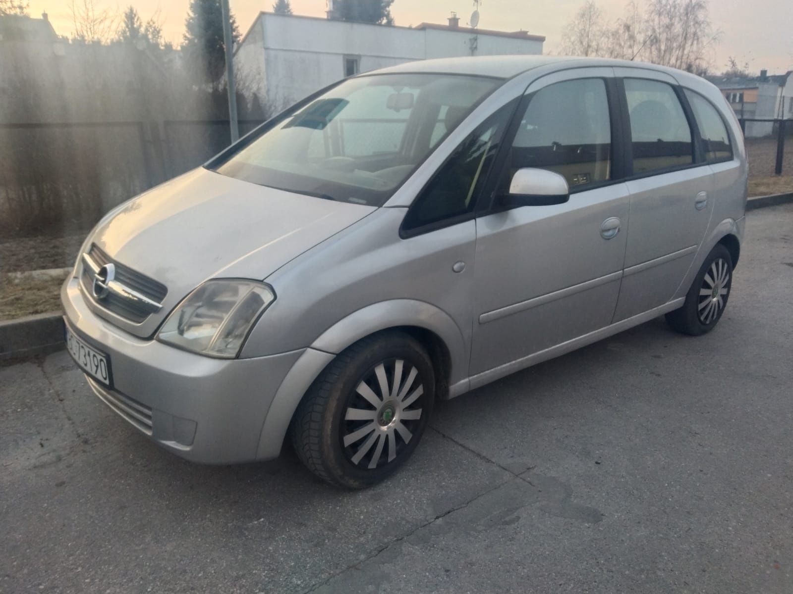 Opel Meriva 2003r. 1.7dti.90KM.klimatyzacja,waźne opłaty