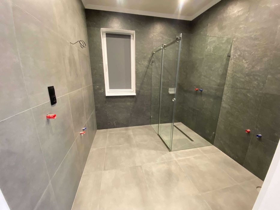 Продаж нового мебльованого будинку з ремонтом в КМ Міжріччя | Межречье