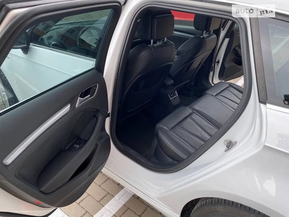 Audi A3 e-tron 2016 PHEV Ауді А3 єтрон гібрид (Plugin Hybrid)