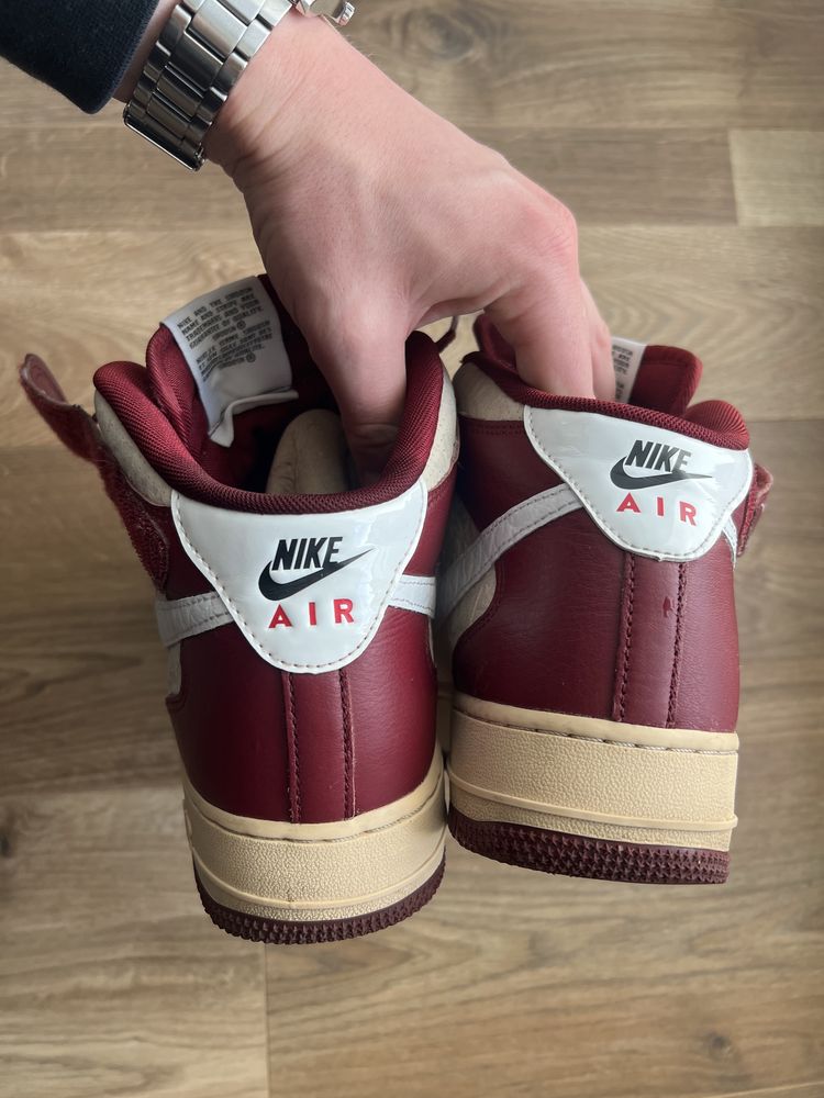 Nike Air Force 1 mid london roz. 42