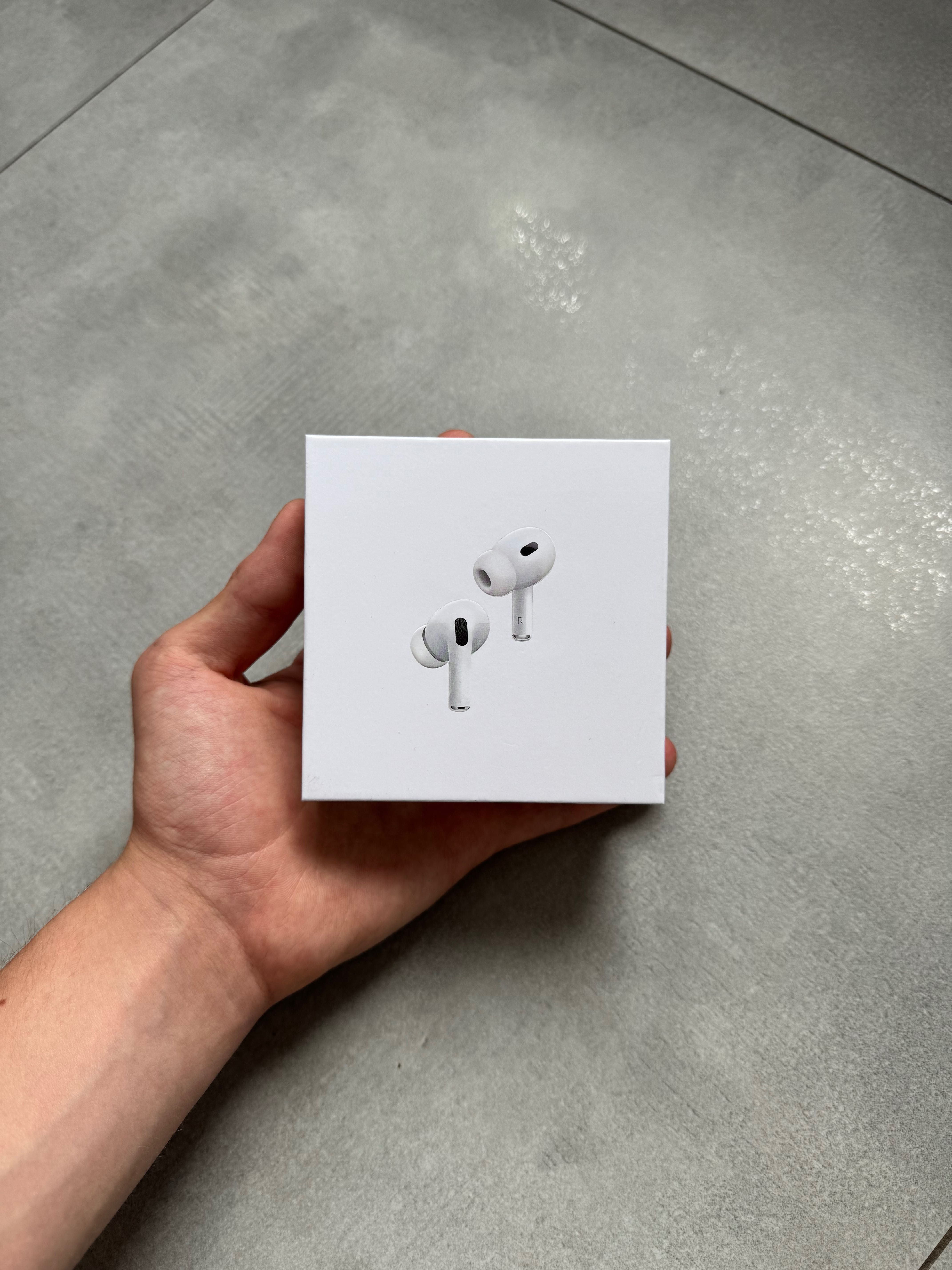 AirPods pro 2 zapakowane