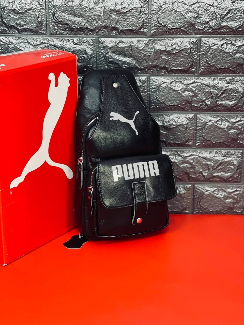 Мужская кожаная бананка сумка на грудь черная Puma   Барсетка Слинг