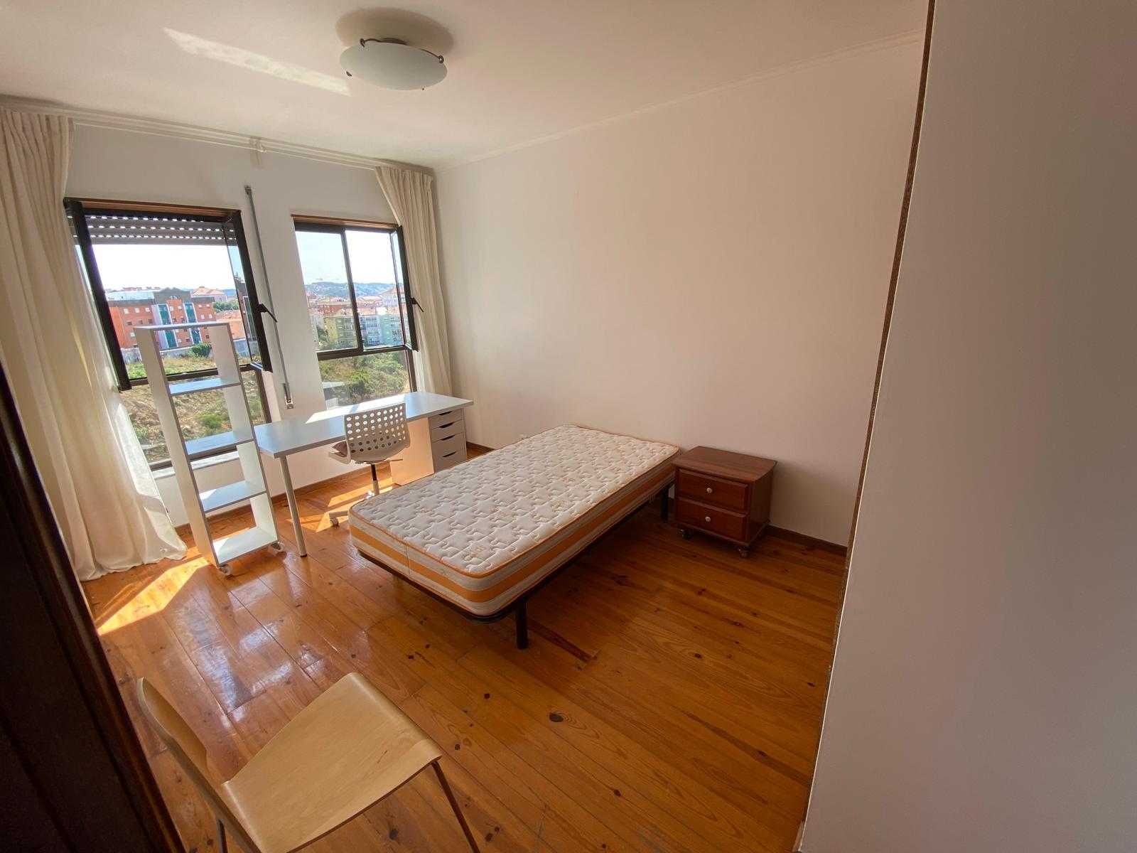 ARRENDO QUARTO A RAPAZES ESTUDANTES UNIVERITÁRIOS EM COIMBRA