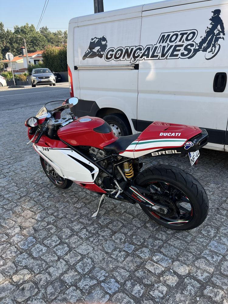 Ducati 749.