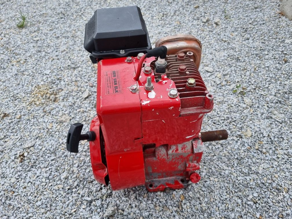 Silnik Spalinowy Briggs 5hp / poziomy wał / Super Stan!