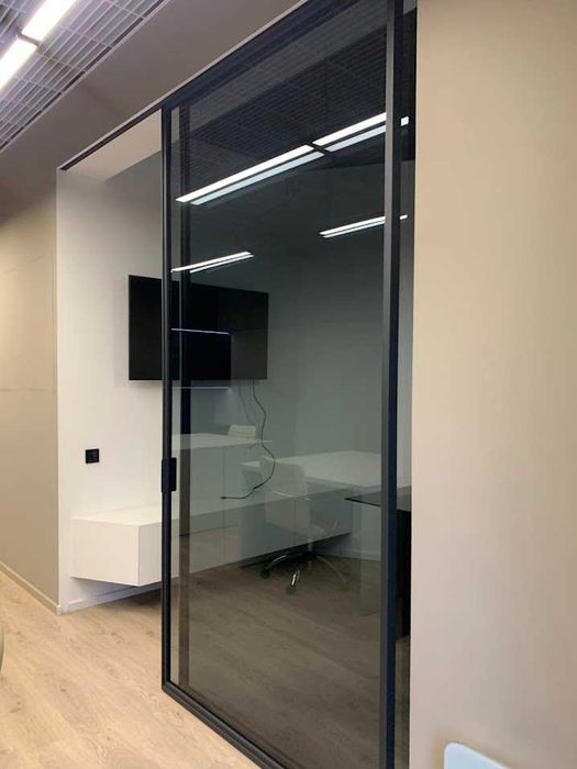 Офіс з терасою. RiverStone, Дніпровська набережна, 14в. Генератор