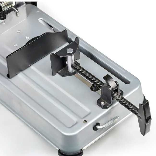 Aluguer de Máquina de Cortar Ferro de 355MM. Ângulo de 0° a 45°