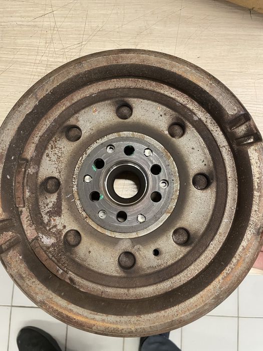 Двухмасовий маховік vag 1.8t 06A105264M