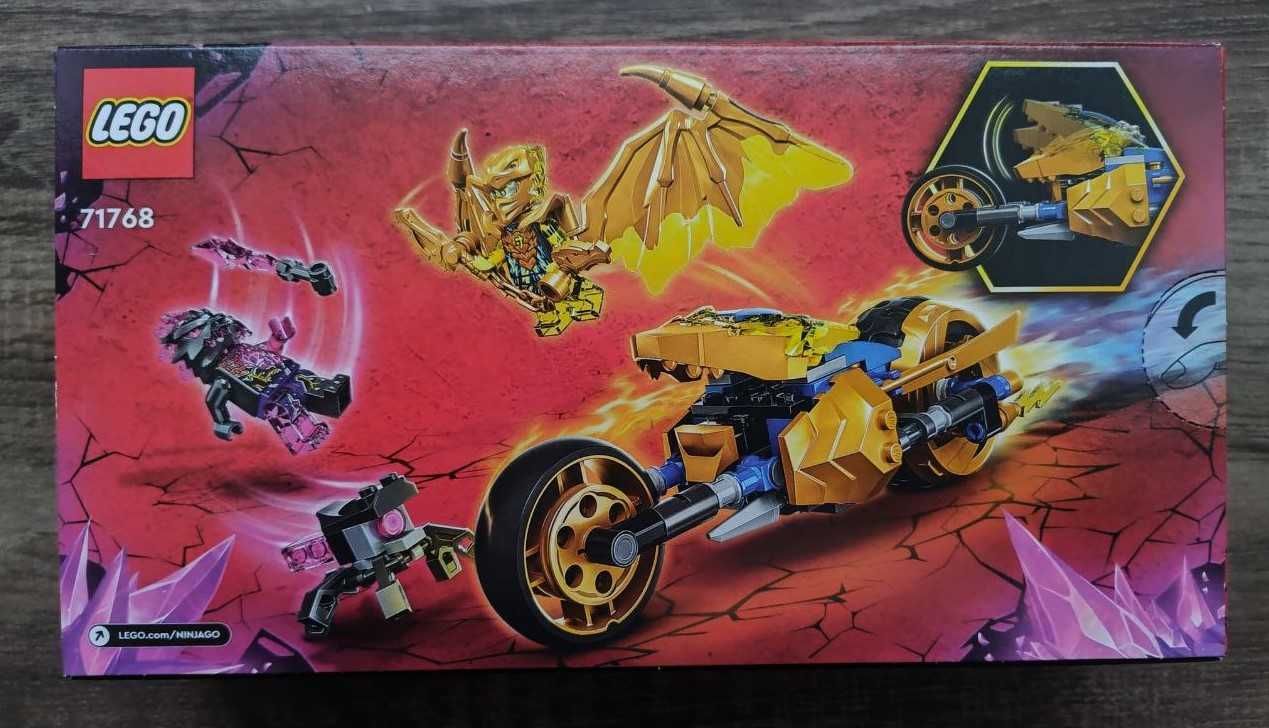 Конструктор LEGO Ninjago 71768 Мотоцикл золотого дракона Джея