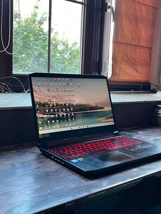 Ноутбук Acer Nitro 5 на 1 ТБ.