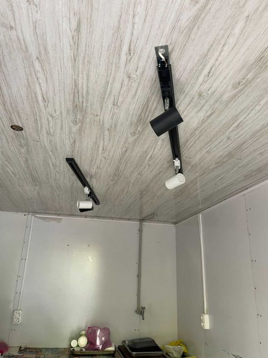 Пересувний торгівельний павільон