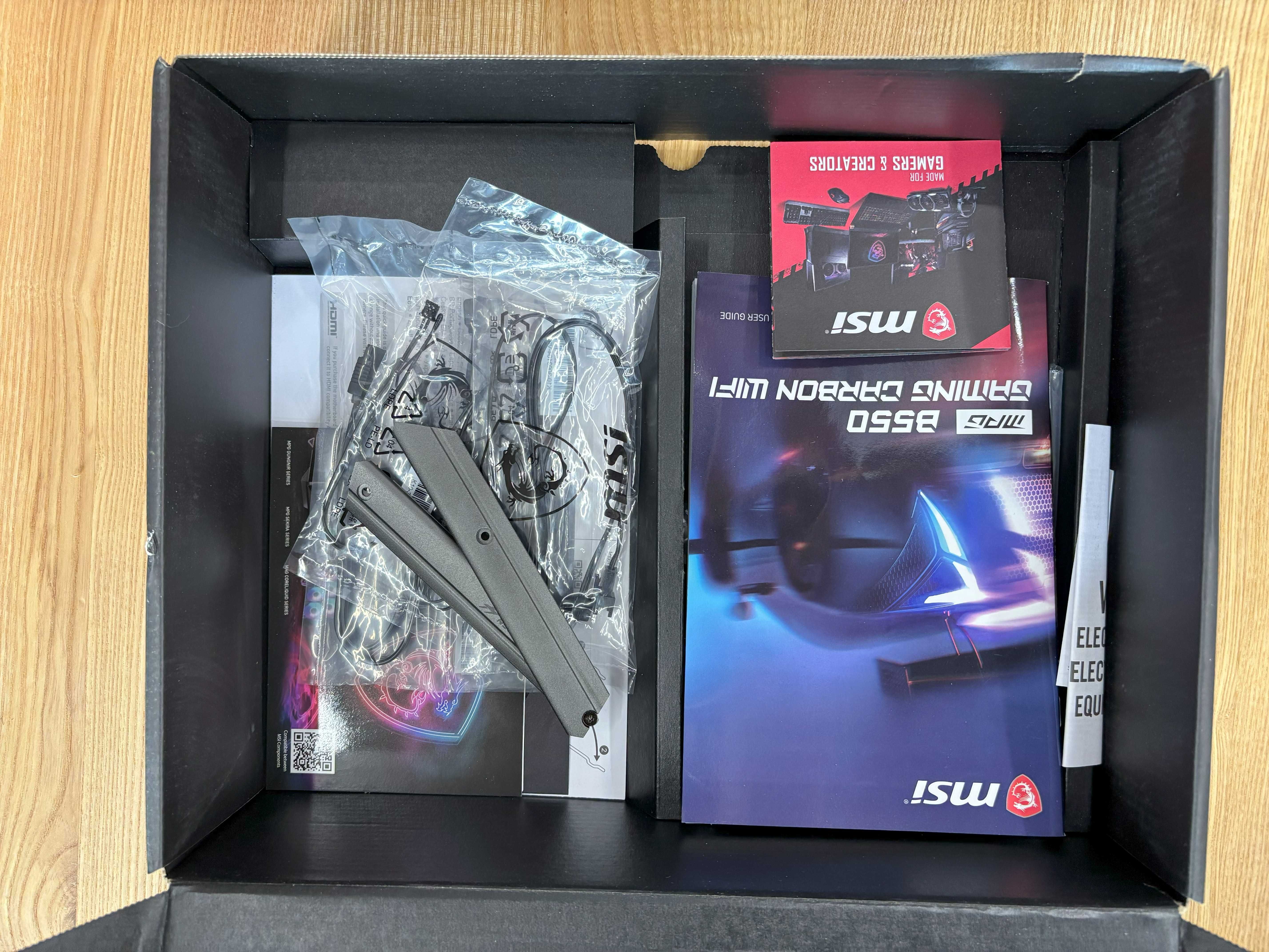 Płyta główna MSI MPG B550 Gaming Carbon WiFi, 32GB DDR4