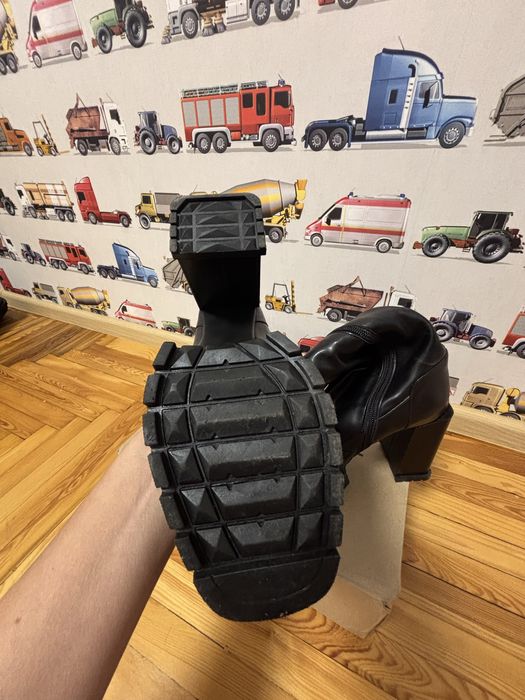 Шкіряні ботфорти чоботи attizzare