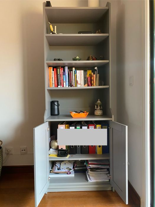 Estante IKEA cinzento 70x41x199cm