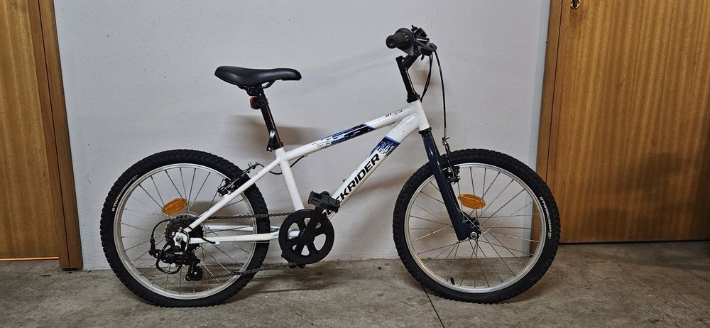 Bicicleta BTT Rockrider ST 120 (usada, pneus em baixo)