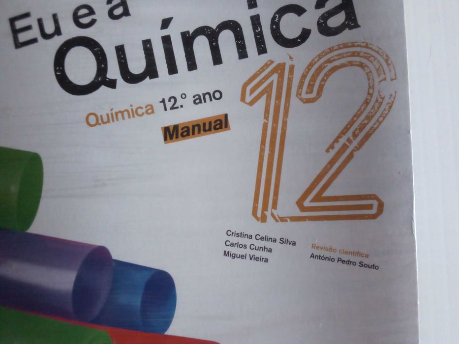 Manual escolar "Eu e a Química", 12º ano