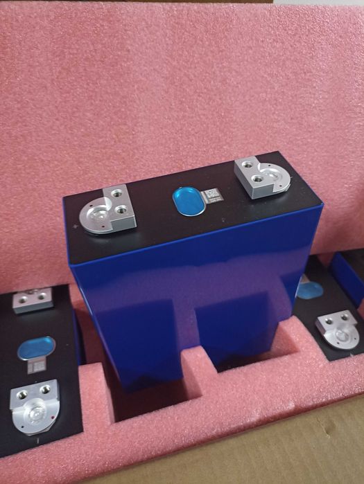 Акумулятори  LifePo4 Eve LF280K , компл. 16 шт, нові з заводу виробн.