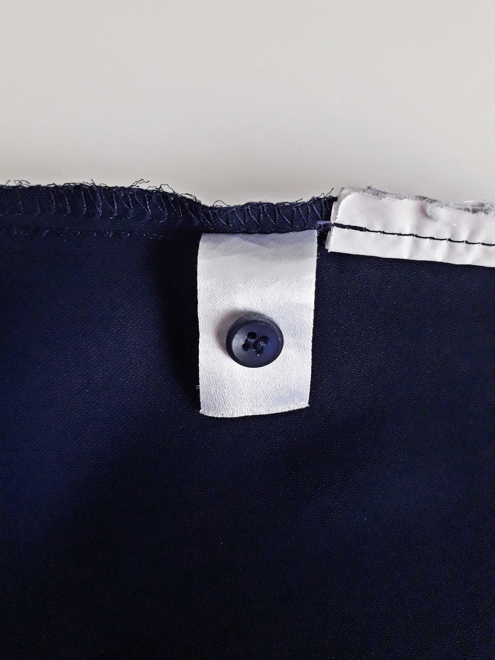 Camisa azul-escura com botões ocultos (tam. XL)