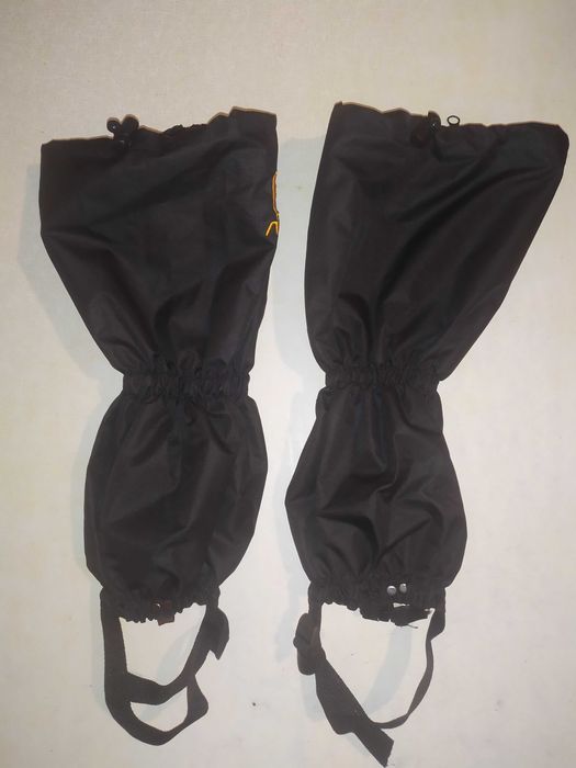 Гетры-бахилы ветро-, влагостойкие дождевые.